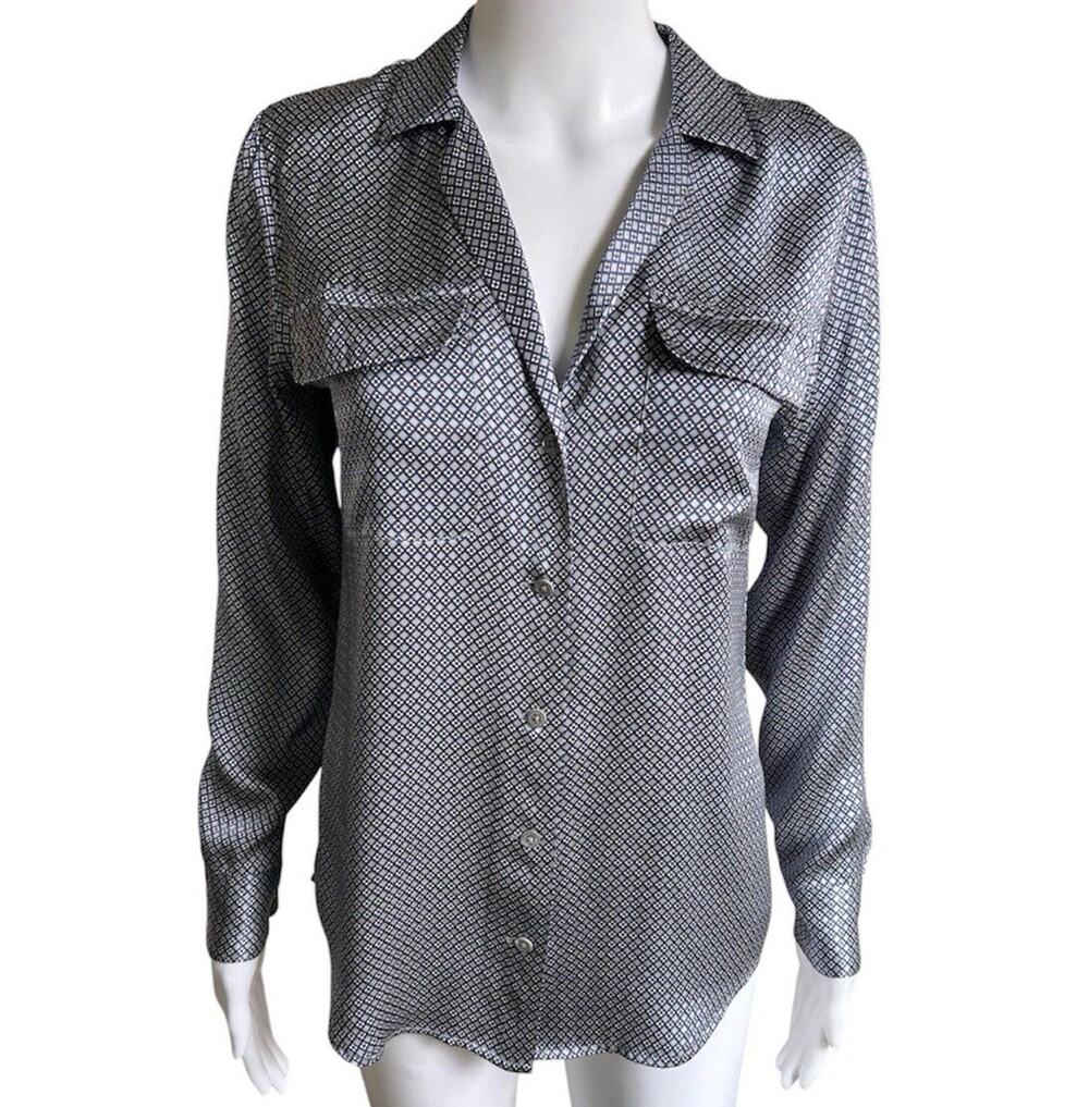 Equipment Femme 100% Silk Button Front Blouse XS Gray Geometric Print 2 Pocket